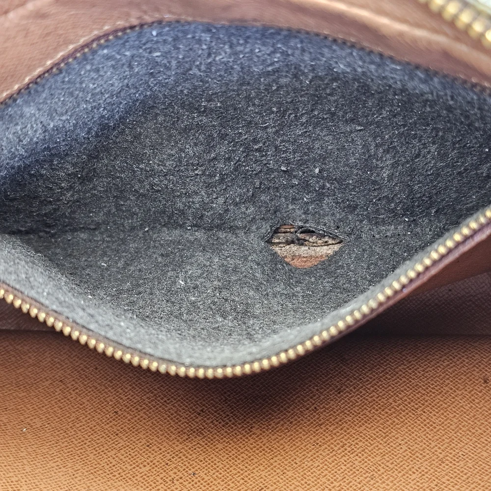 🔥 LV Marly Dragonne Wristlet 🔥 - Picture 8 of 15
